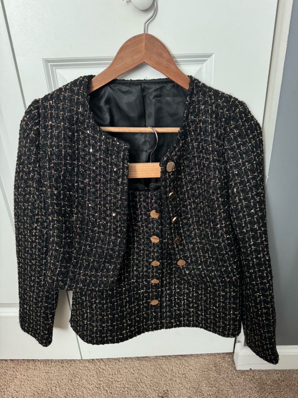 Commense Black Tweed Cropped Blazer with Gold-Tone Buttons